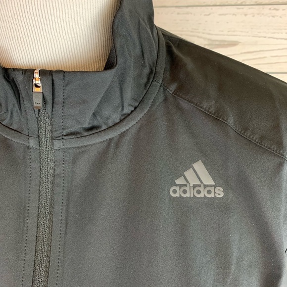 🖤NEW🖤 Adidas Own the Run Jacket - Picture 2 of 7